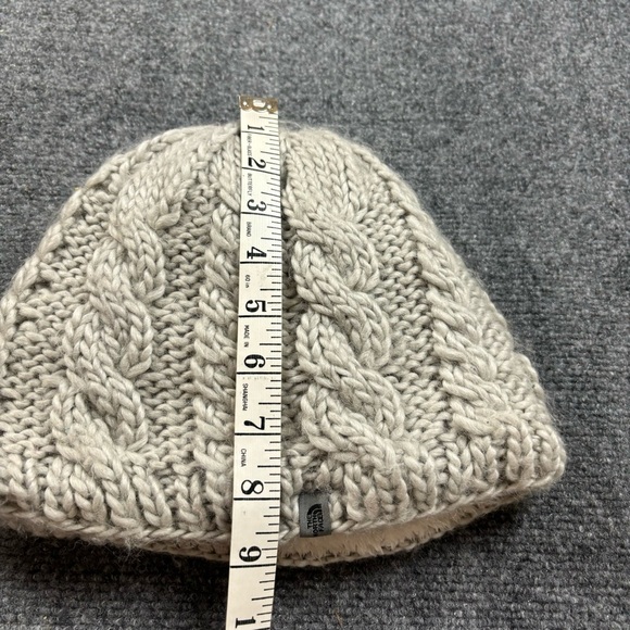 THE NORTH FACE Women’s Grey Knit Beanie Fur Fleece Lined One Size Fits Most - Picture 6 of 7